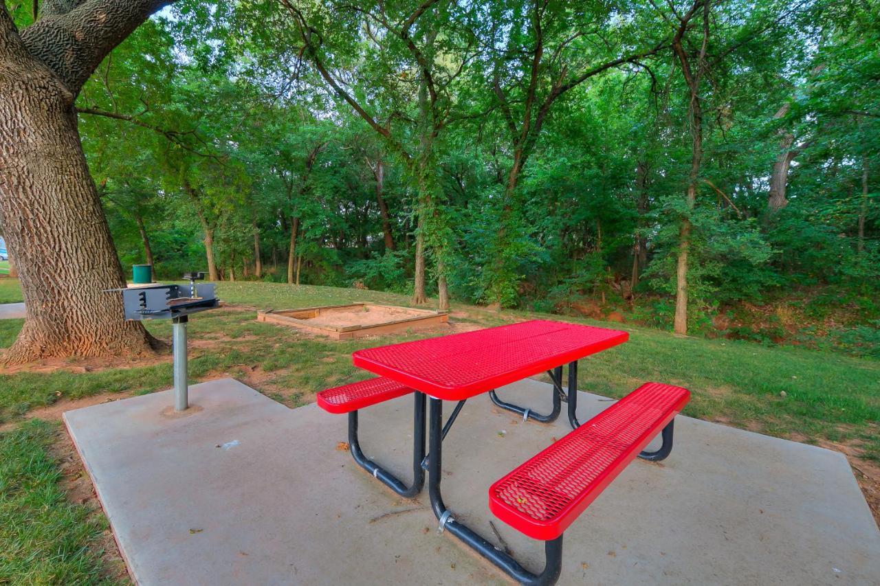 Ou Sooner, Pool & Gym, Bbq, Netflix, 100Mb Internet, Lg Washer & Dryer, Close To Ou! نورمان المظهر الخارجي الصورة